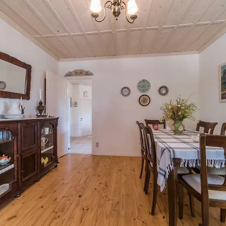 Villino Akrotíri