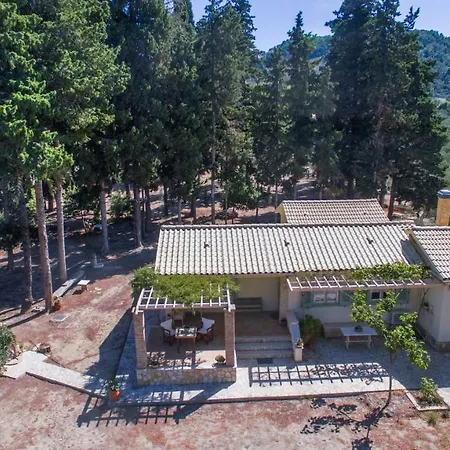 Villino Akrotíri